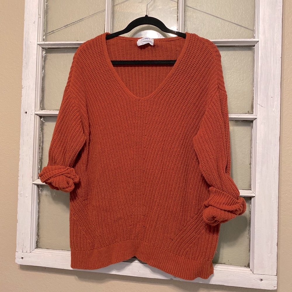 Old navy sweater